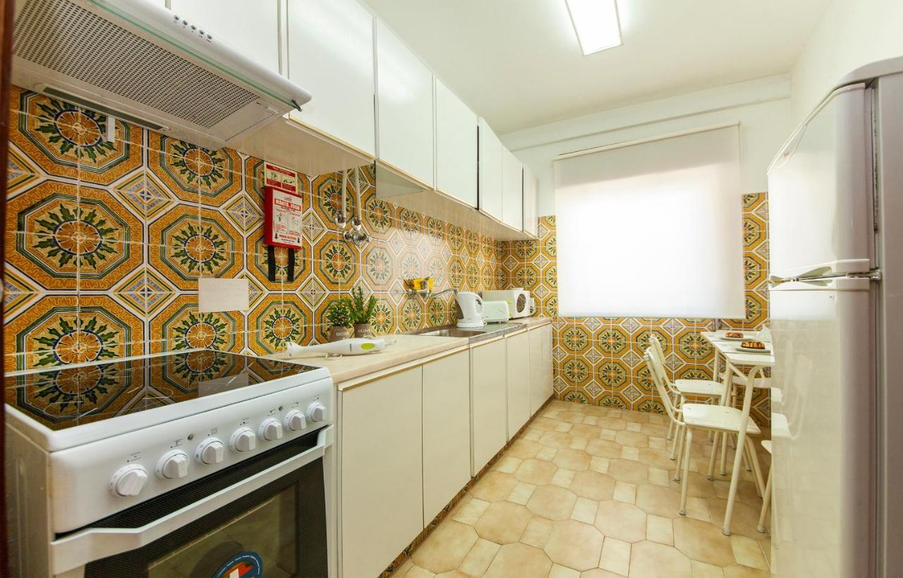 O - Sao Goncalo Central Guesthouse Lagos Eksteriør billede