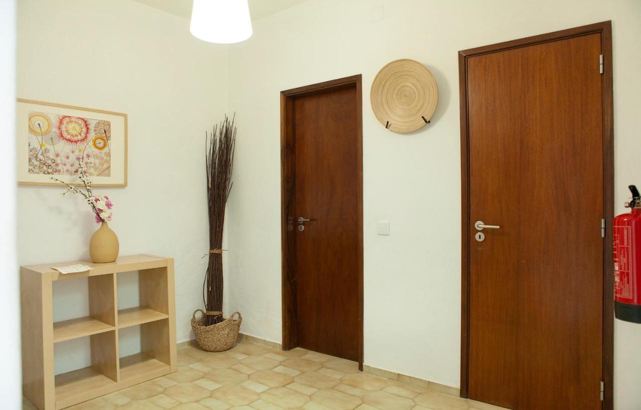 O - Sao Goncalo Central Guesthouse Lagos Eksteriør billede
