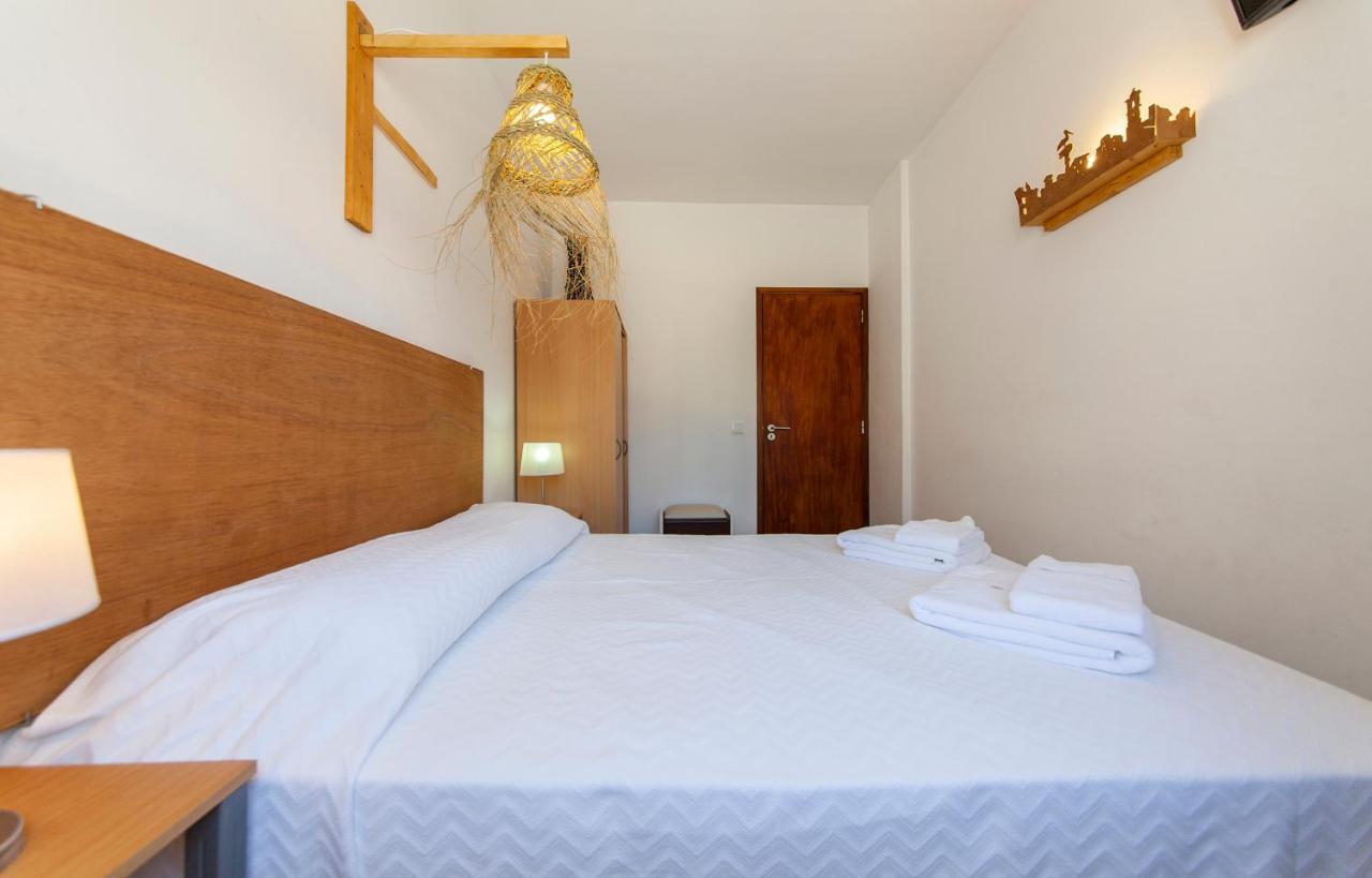 O - Sao Goncalo Central Guesthouse Lagos Eksteriør billede
